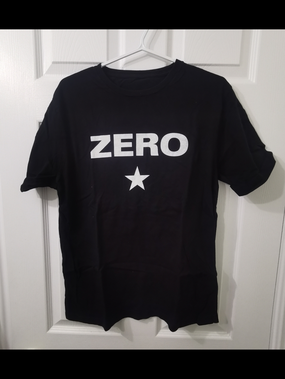 ZERO Graphic Tee in Black and White